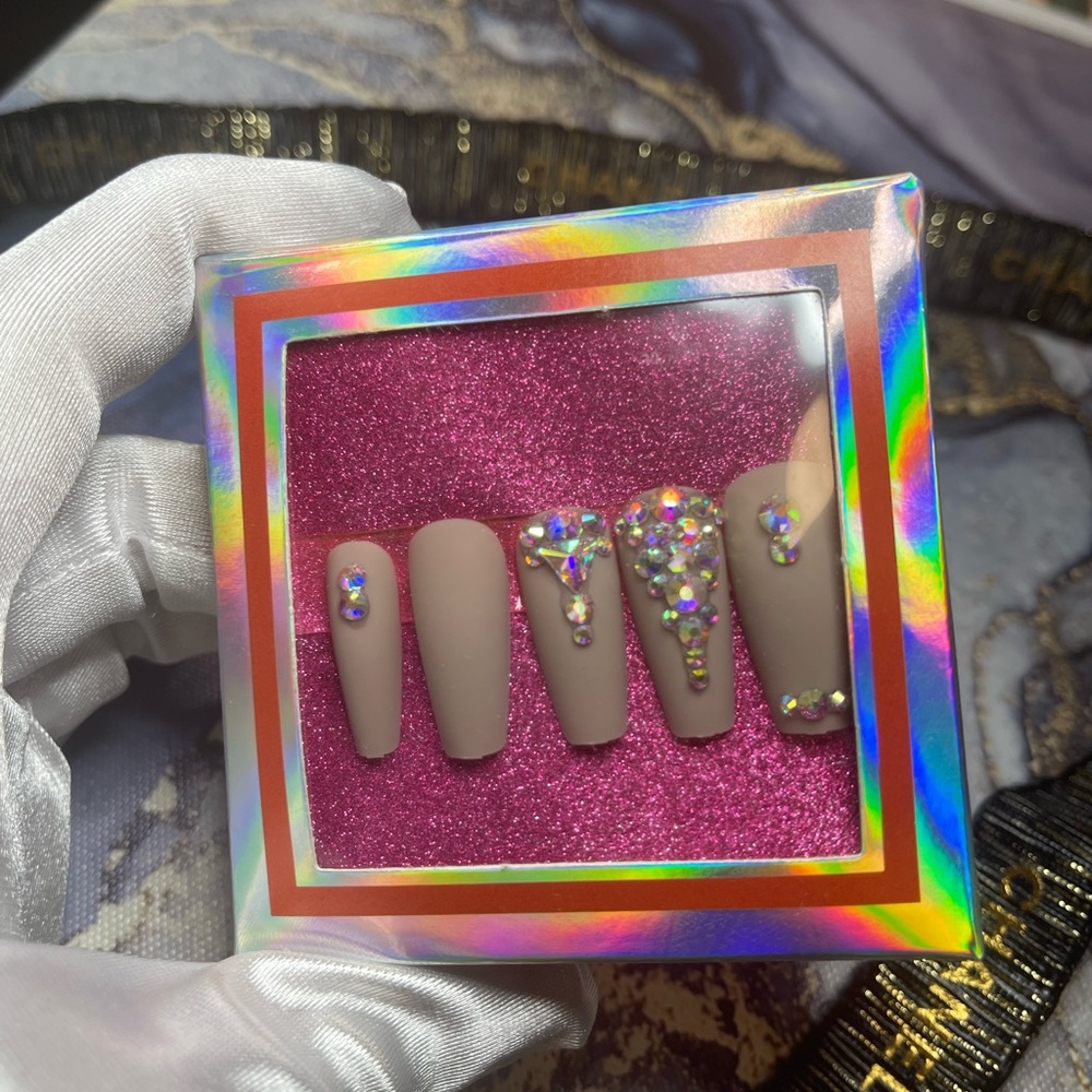 Tan press on nails with crystal